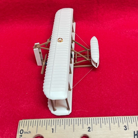 Kitty Hawk Hallmark Ornament - Picture 9 of 11